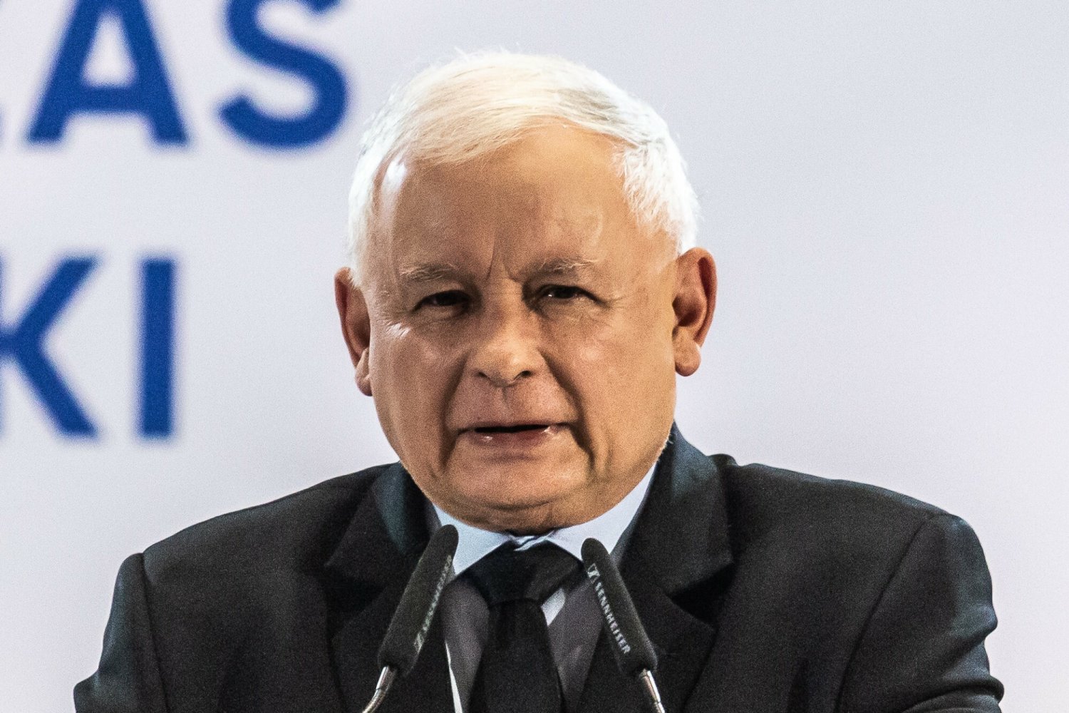 Sondaż: Polacy oceniają, że jedna lista opozycji daje największe szanse na pokonanie PiS.