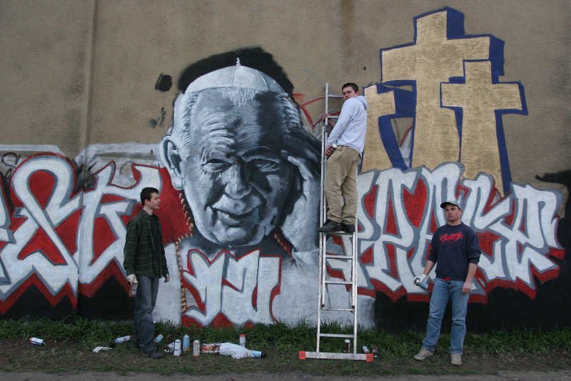 Graffiti z Janem Pawłem II
