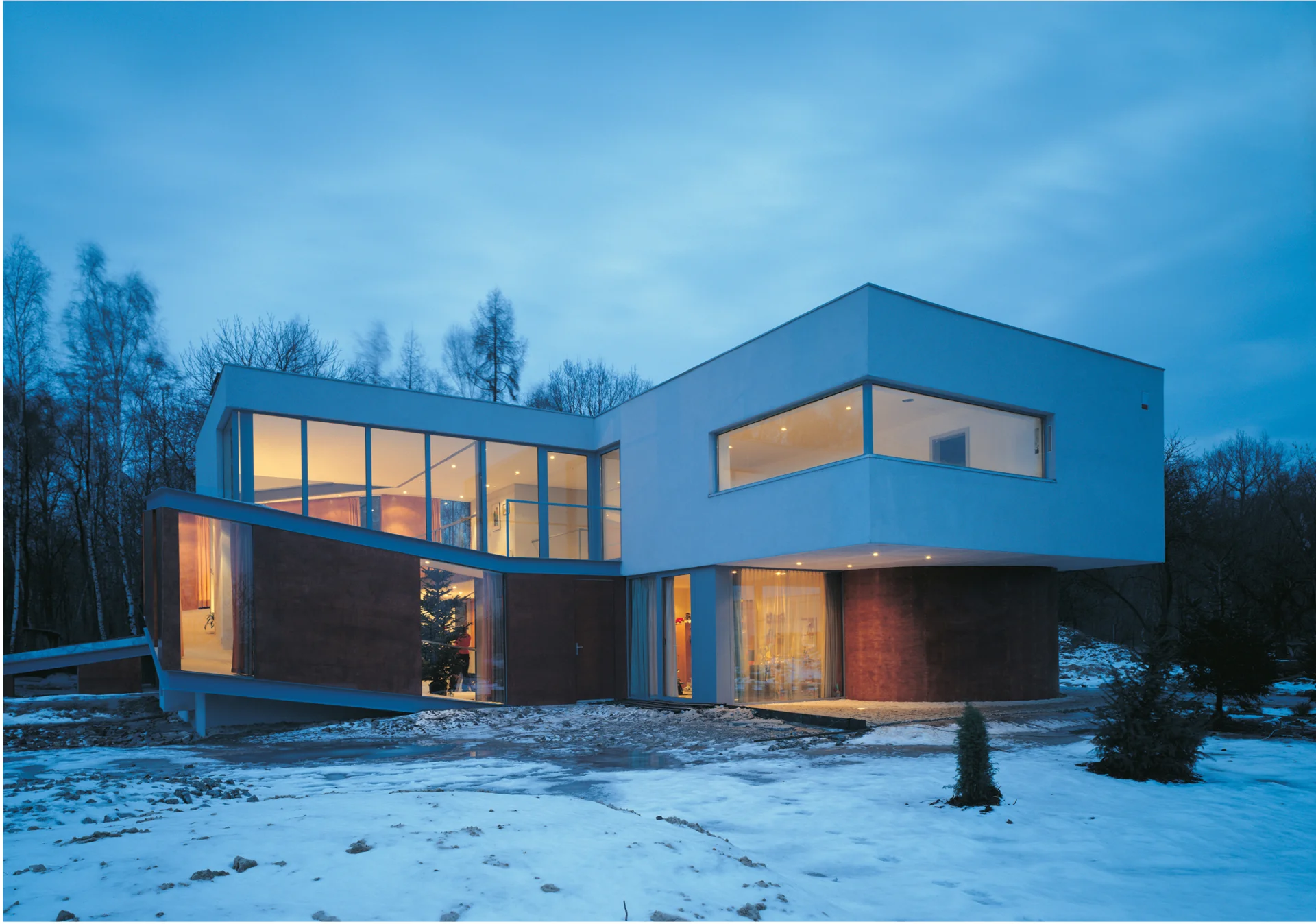 Dom z Ziemi Śląskiej/Broken House