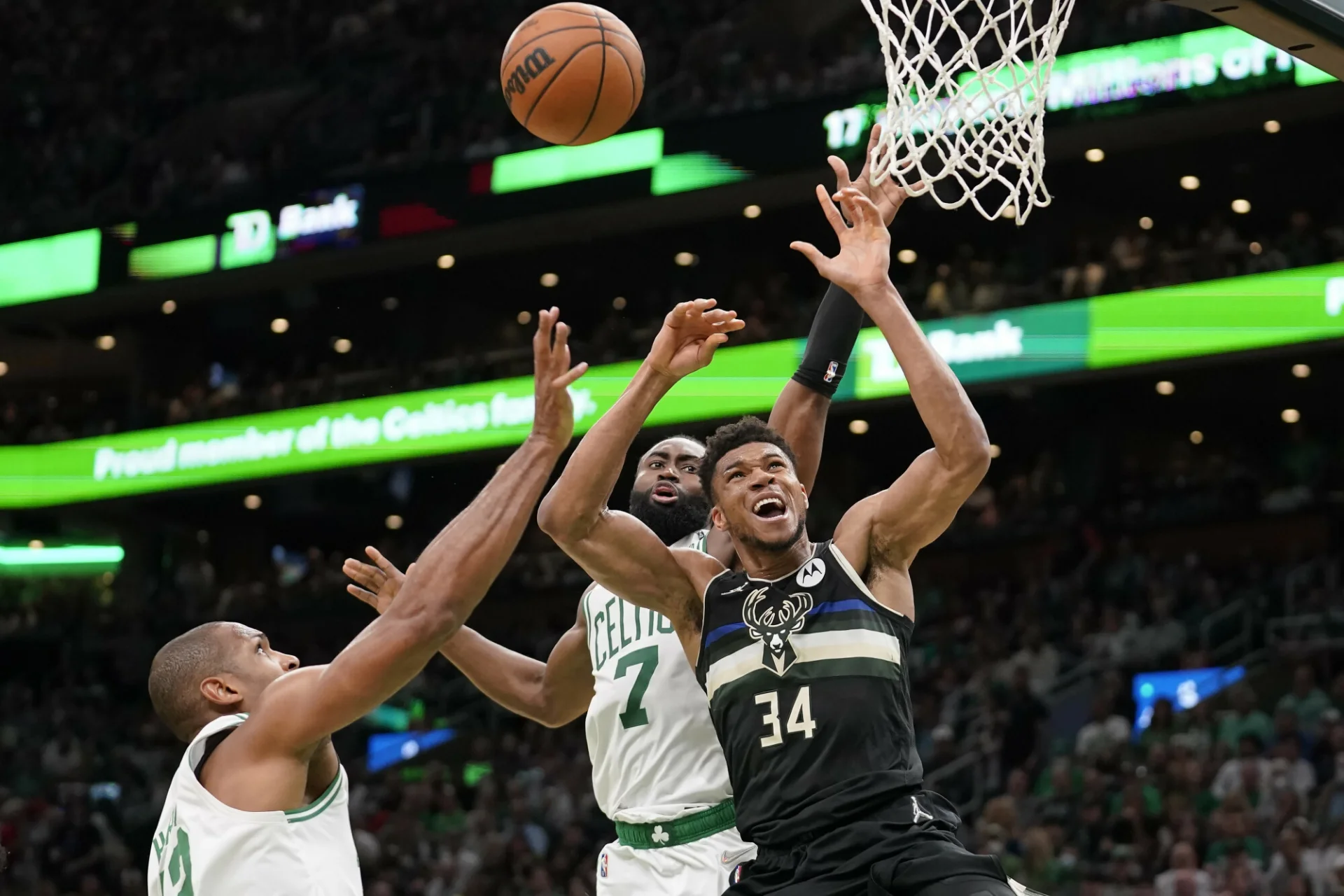 Milwaukee Bucks nie potrafiło się uporać z Boston Celtics w walce o finał konferencji i nie obroni tytułu
