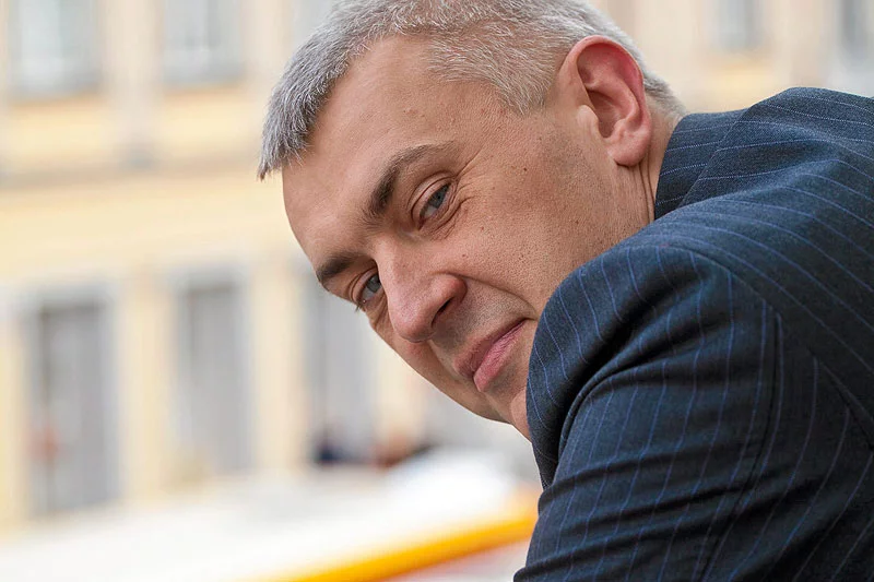 Roman Giertych proponuje debatę o wprowadzeniu prawa zobowiązującego do publikowania pełnych oświadczeń majątkowych także wysokich rangą związkowców.