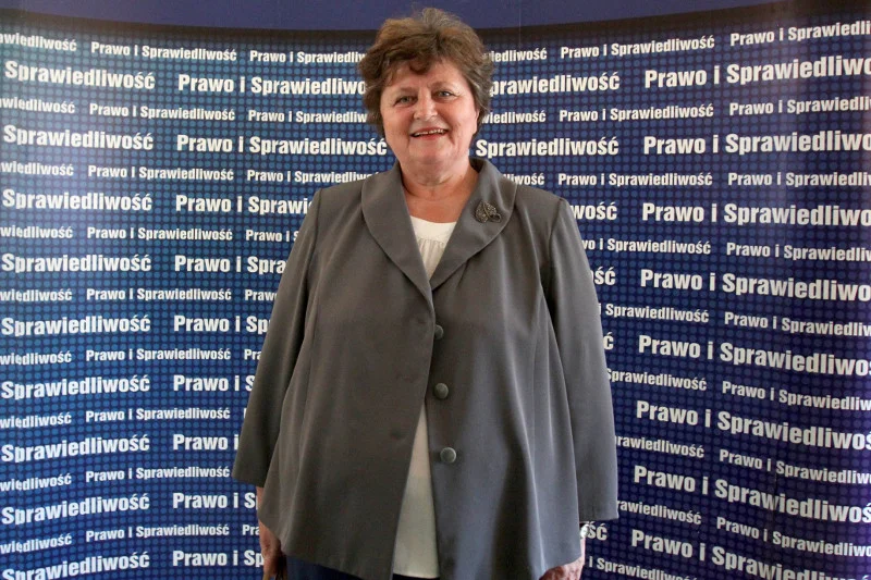 Gabriela Masłowska – posłanka klubu PiS, która zapowiedziała walkę z halloweenowymi zabawami w szkołach.