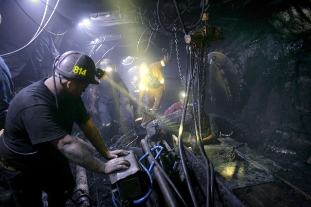 Krytykują Kompanię Węglową, a po cichu robią z nią interesy i nie płacą górnikom. "Zostawmy kwestie moralne na boku"