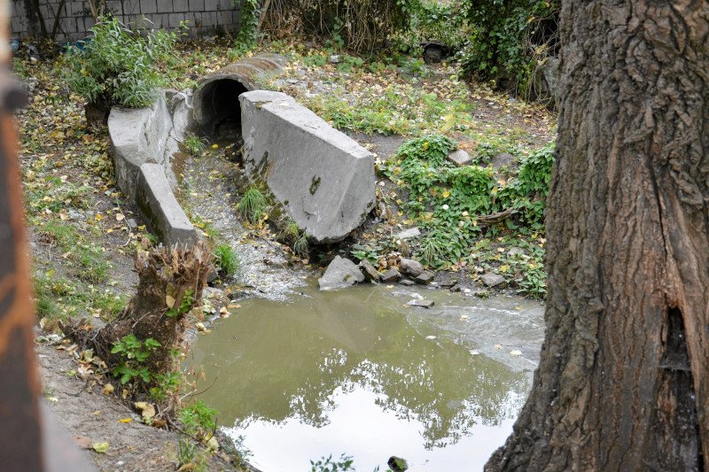 Politycy PiS próbują zbić kapitał polityczny na awarii w Warszawie, tymczasem w Polsce aż 7 mln ludzi nie korzysta z oczyszczalni ścieków.