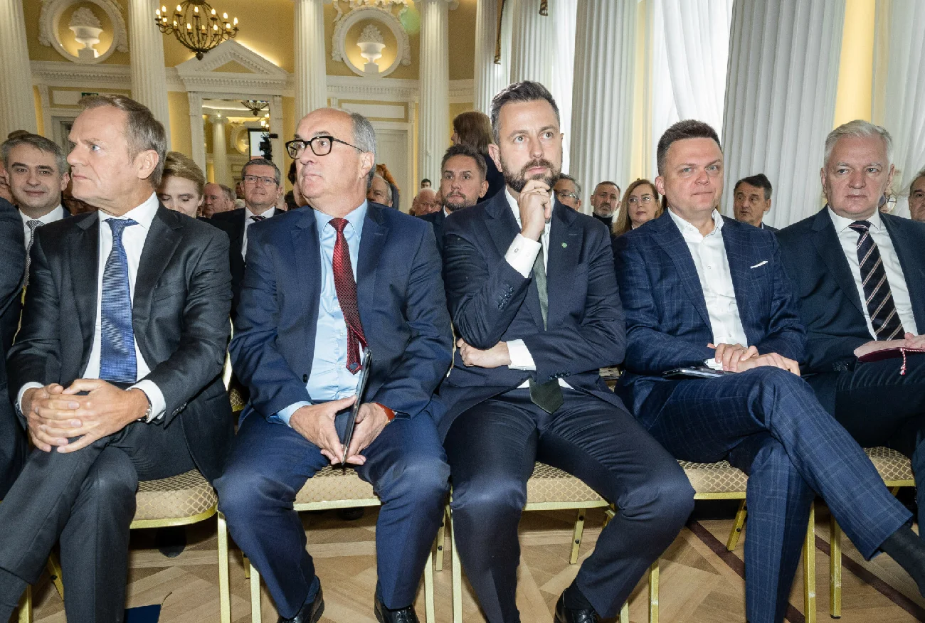 Alarmujący sondaż dla opozycji. Tylko tak wygrają z Jarosławem Kaczyńskim.