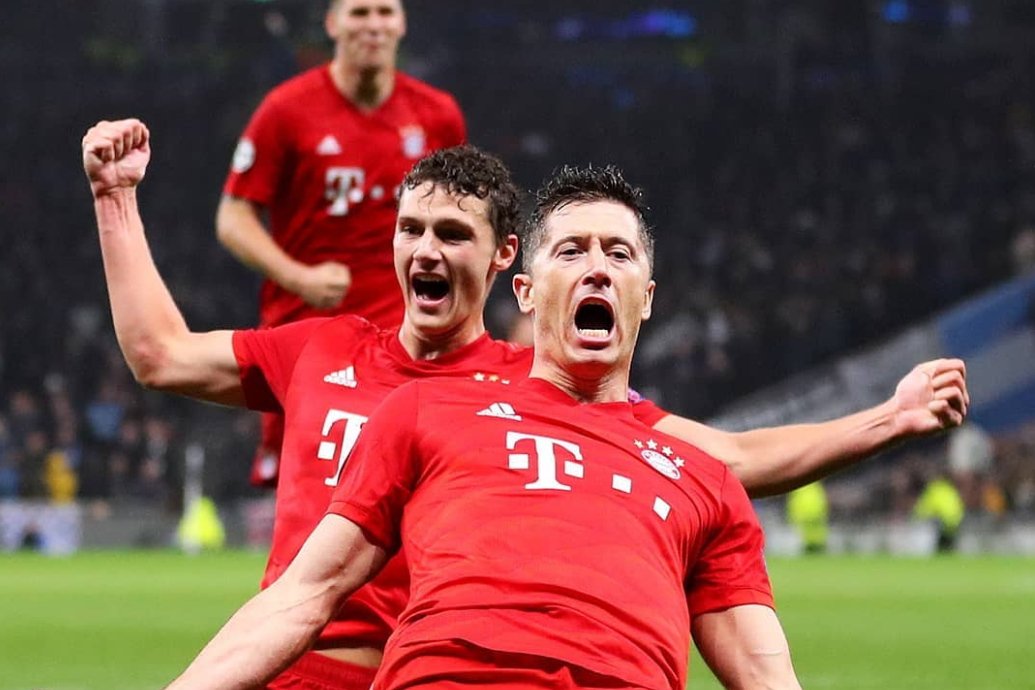 W meczu z Tottenhamem Robert Lewandowski zdobył dwa gole.