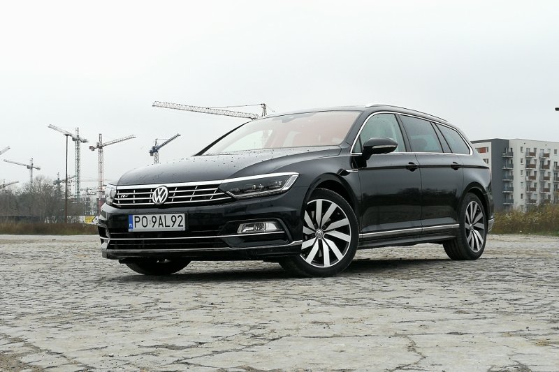 Volkswagen Passat Variant w dieslu. To jedno z najbardziej pożądanych aut w Polsce.