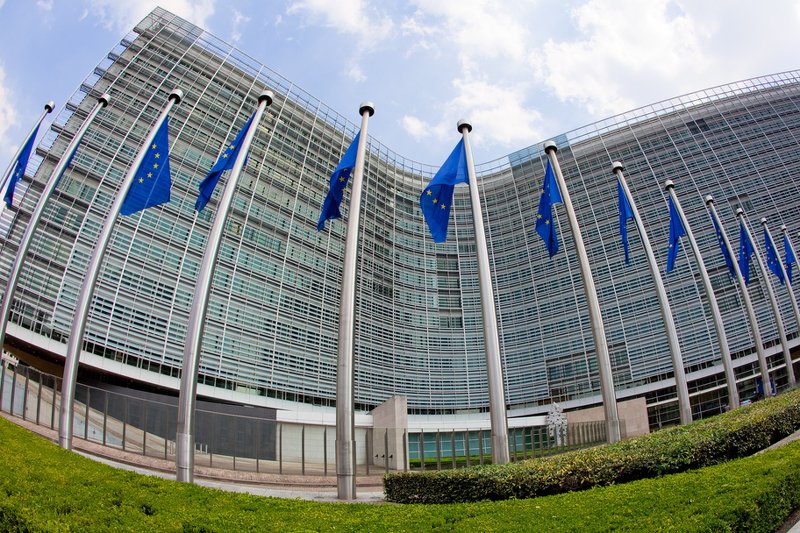 Nowe informacje prosto z Komisji Europejskiej – Polska ma przyjąć prawie 12 tysięcy uchodźców