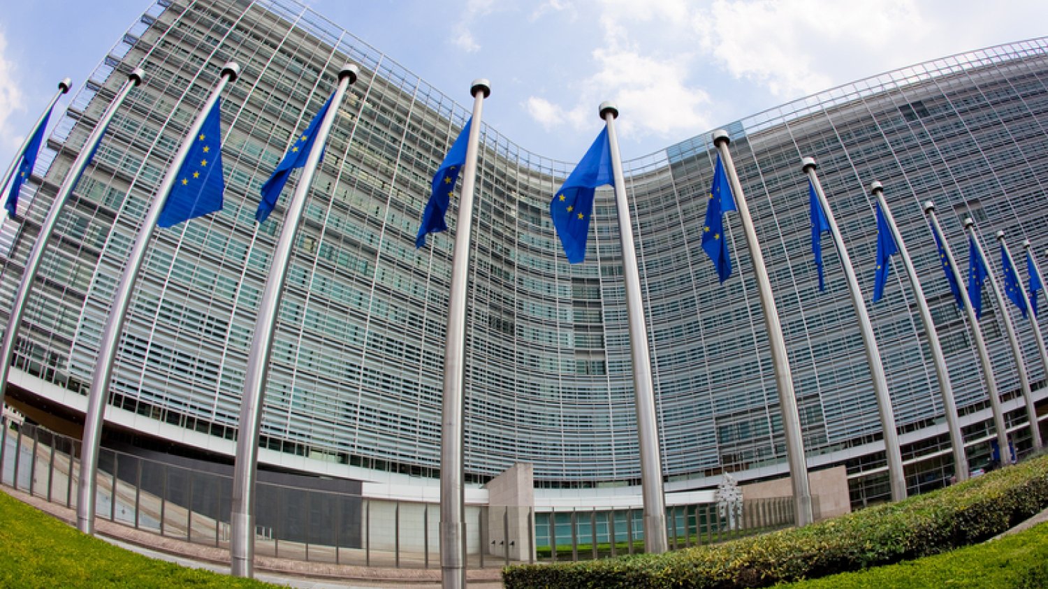 Nowe informacje prosto z Komisji Europejskiej – Polska ma przyjąć prawie 12 tysięcy uchodźców