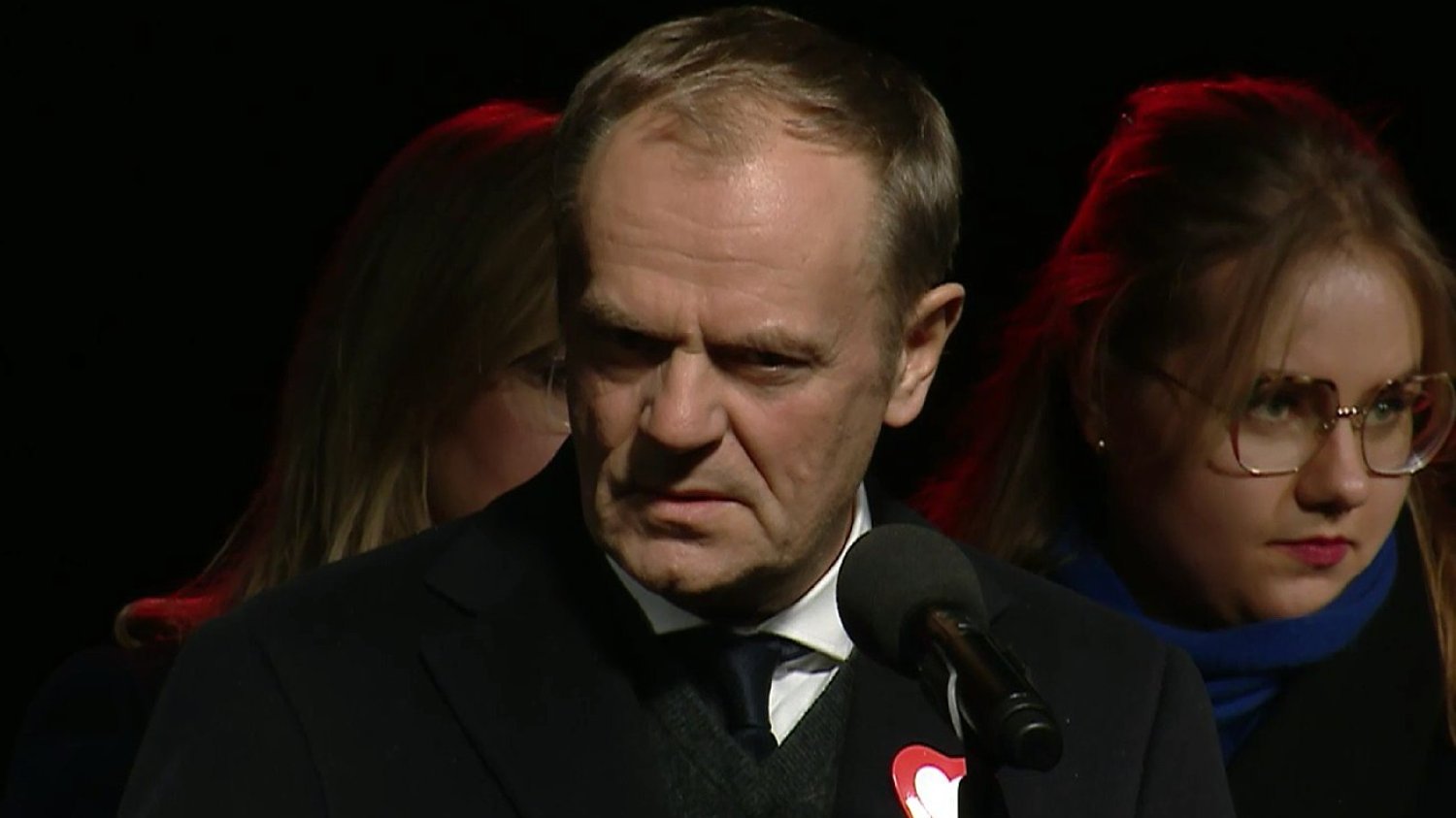 Donald Tusk wziął udział w wiecu "Światełko dla Pawła Adamowicza". Donald Tusk wziął udział w wiecu "Światełko dla Pawła Adamowicza".