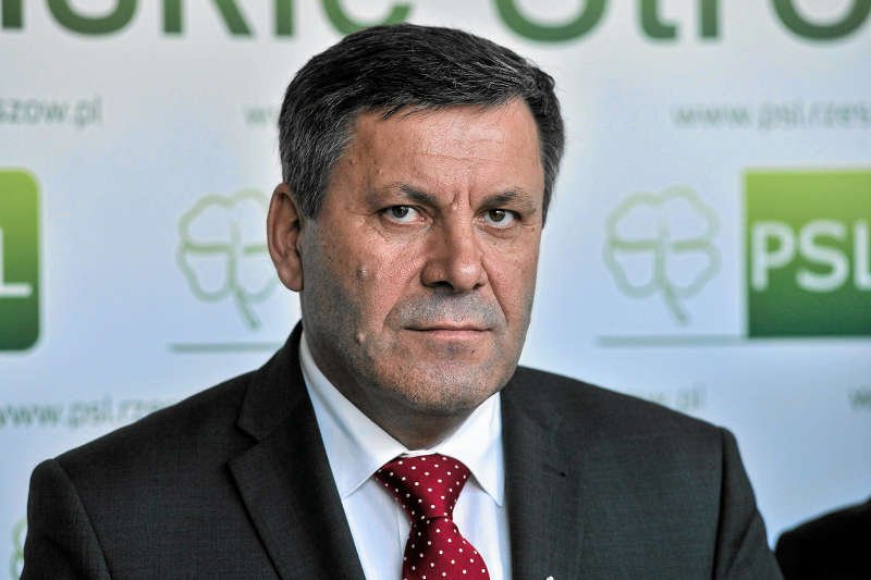 Janusz Piechociński chciał wypalać kolesiostwo, ale najwyraźniej mu się to nie udaje