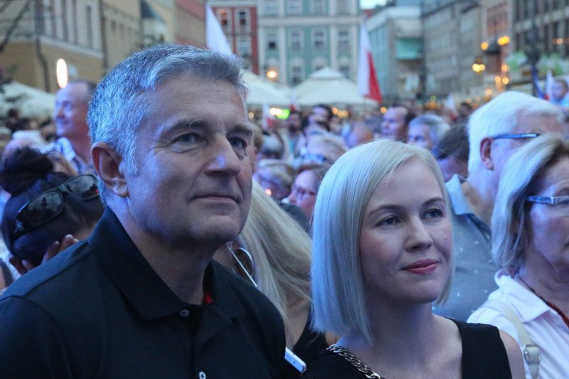 Władysław Frasyniuk i jego żona Magda Dobrzańska-Frasyniuk.