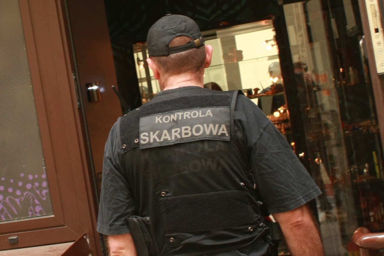 Polacy zasypali skarbówkę donosami. Większość trafiła... kulą w płot