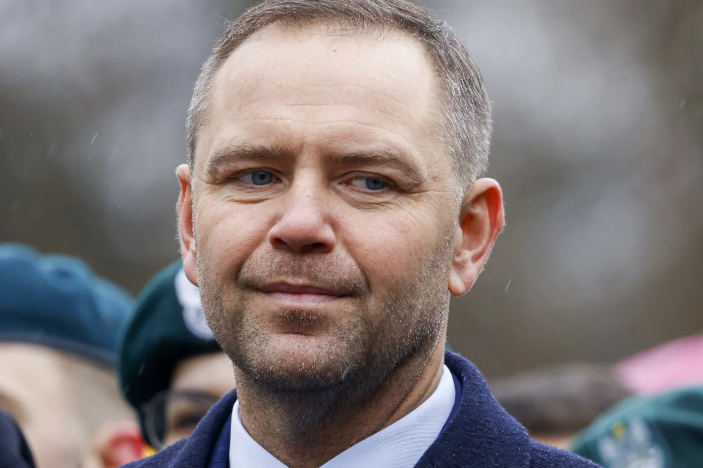 Nawrocki w tarapatach. Mentzen niemal dogonił go w nowym sondażu
