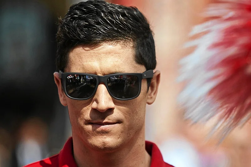 Robert Lewandowski w sobotę podpisał pięcioletni kontrakt z Bayernem Monachium.