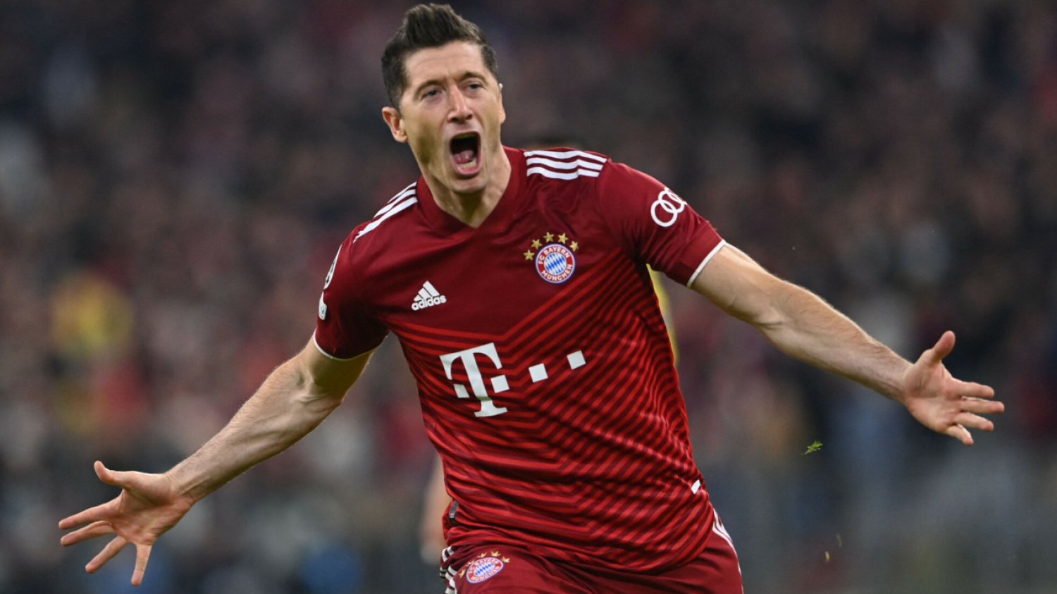 Robert Lewandowski w Bayernie Monachium występował od 2014 roku. Polak został gwiazdą bawarskiego giganta.