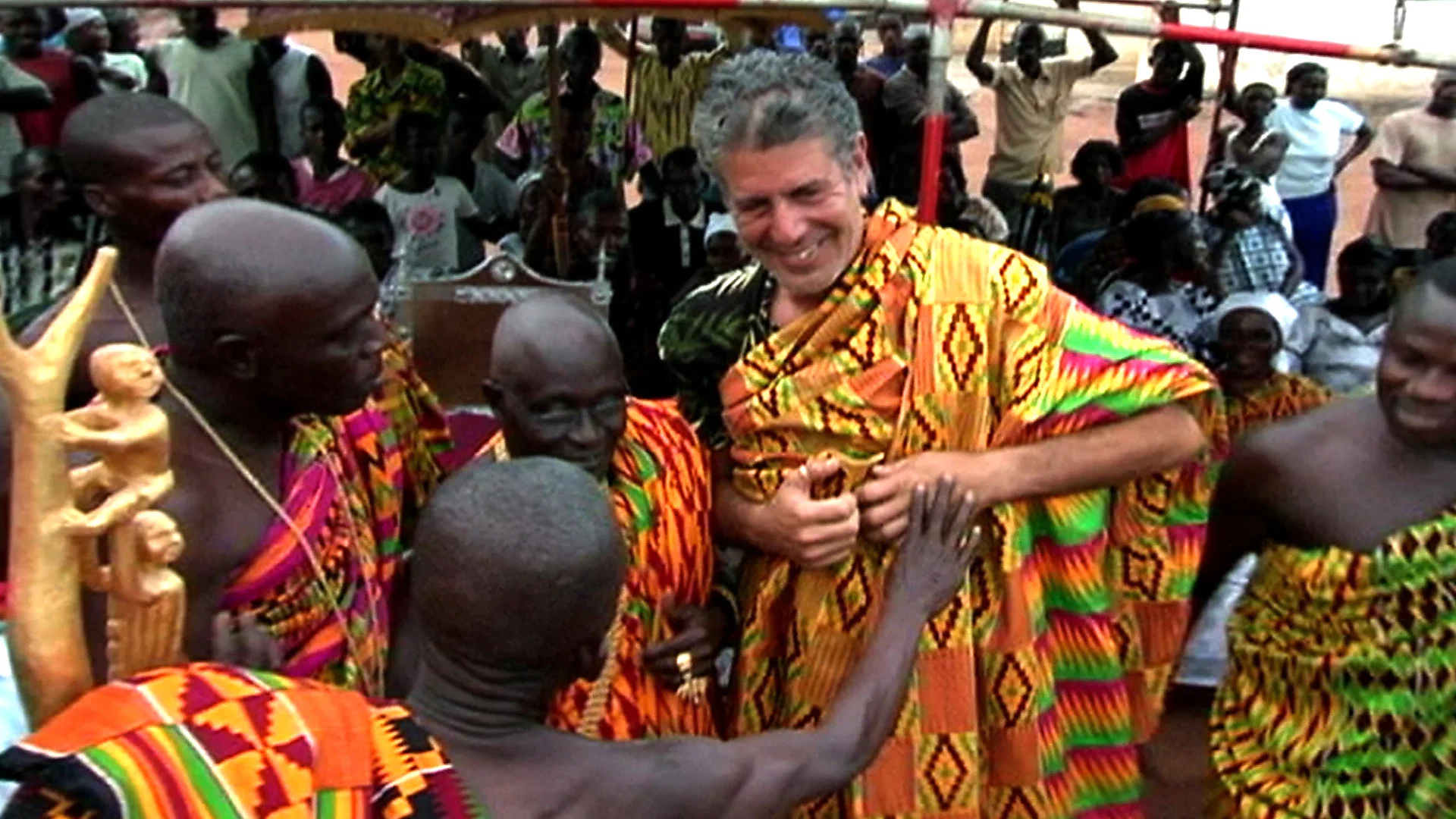 Bourdain potrafi znaleźć wspólny język ze wszystkimi na świecie