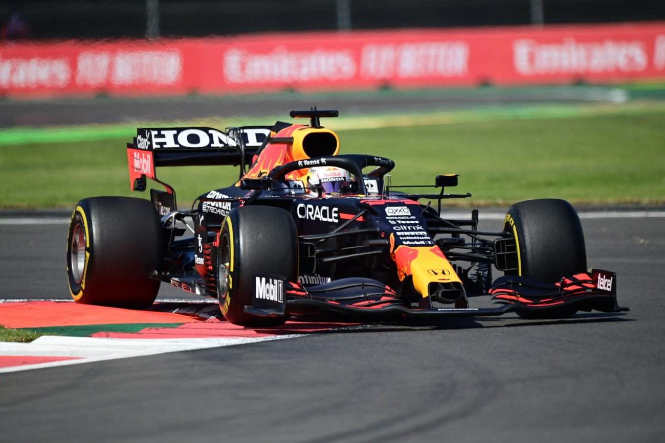 Max Verstappen wygrał Grand Prix Meksyku, dopisując bardzo ważne punkty do klasyfikacji generalnej F1.