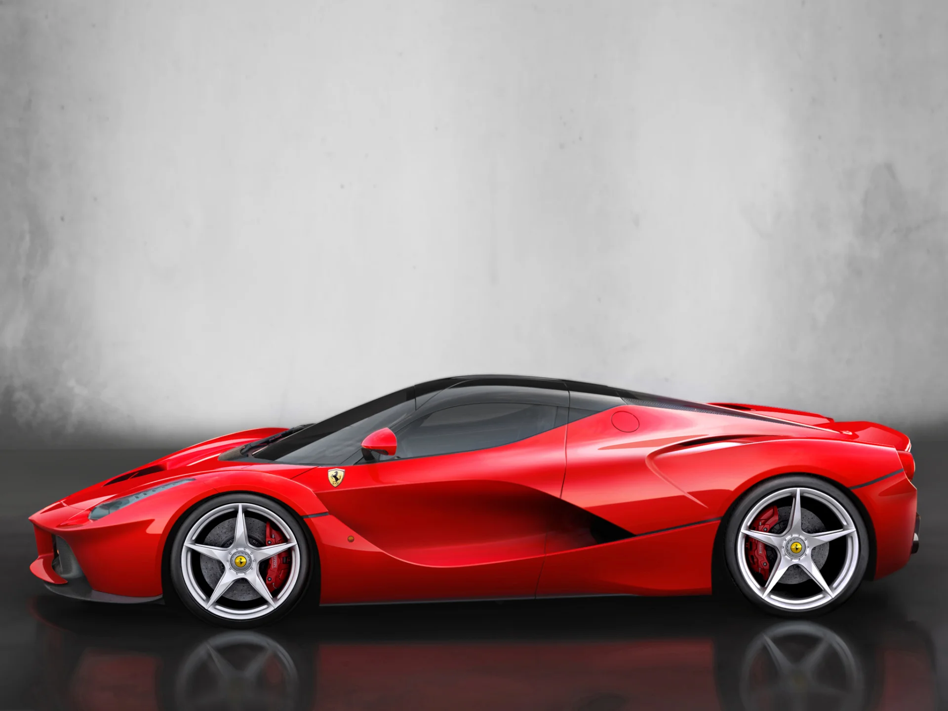 Gdyby ktoś nie wiedział, to jest Ferrari. Jaki model? LaFerrari - naprawdę