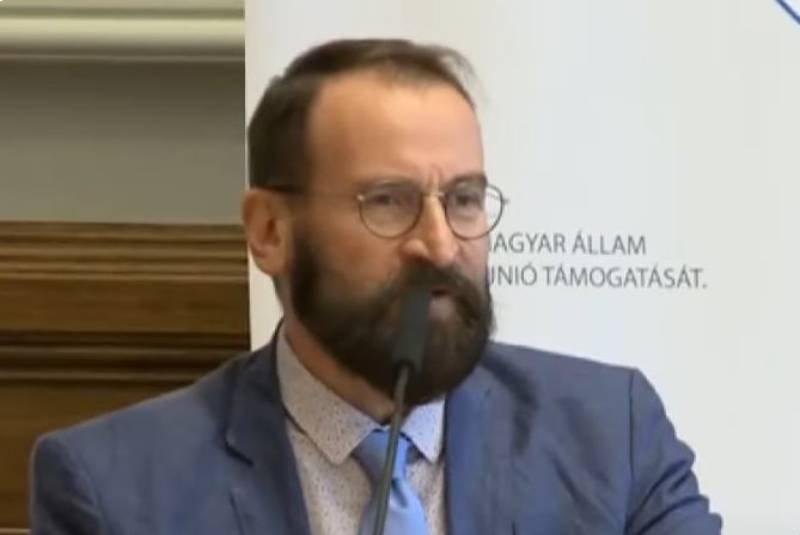 Szájer przyznał się już do uczestnictwa w seks party. Polscy dyplomaci mieli brać udział w seks party w Brukseli.