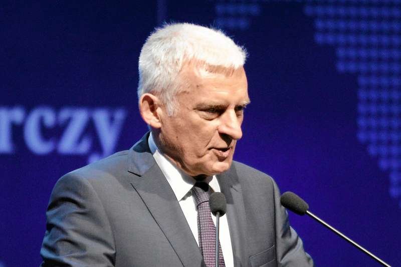 Jerzy Buzek chce rozmawiać z prezydentem o OFE