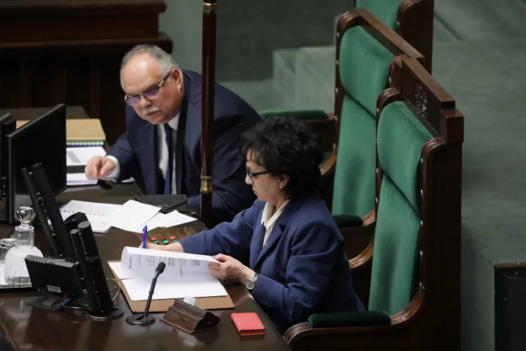 Nieoficjalnie: 4 maja Sejm zajmie się Funduszem Odbudowy. Na zdjęciu marszałek Sejmu Elżbieta Witek