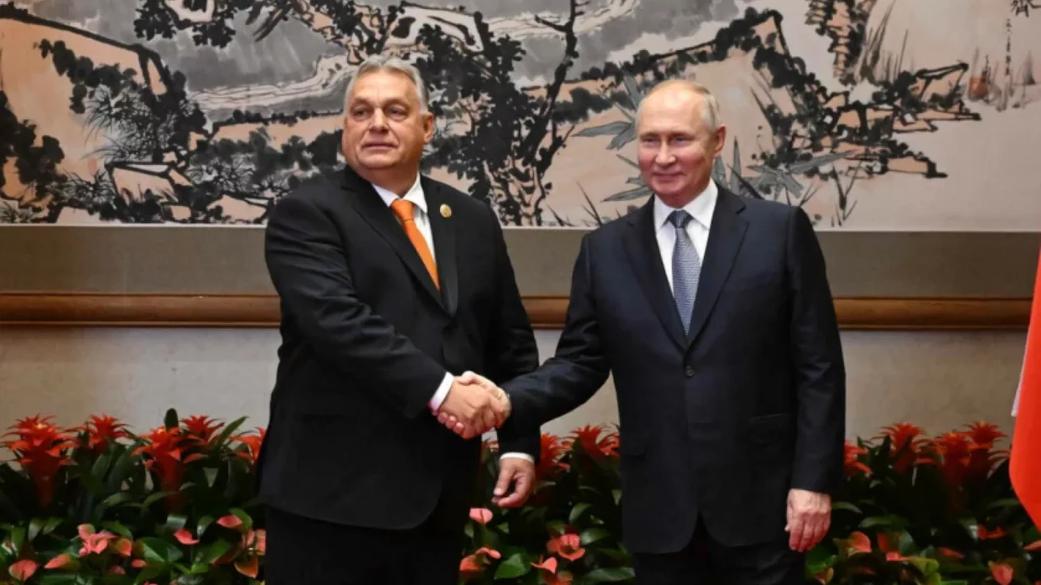 Orban z Putinem spotkali się w Chinach na forum gospodarczym.