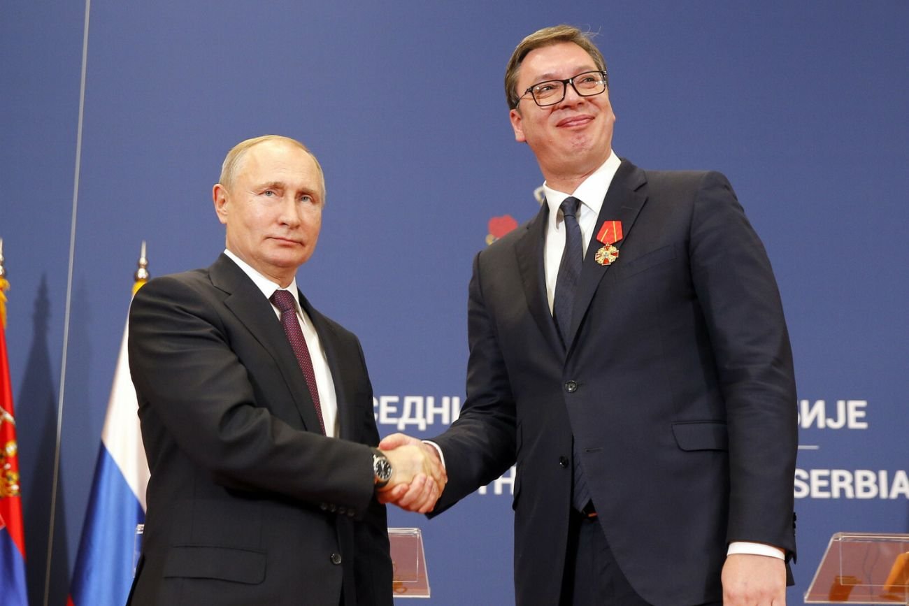 Władimir Putin i prezydent Serbii Aleksandar Vučić.