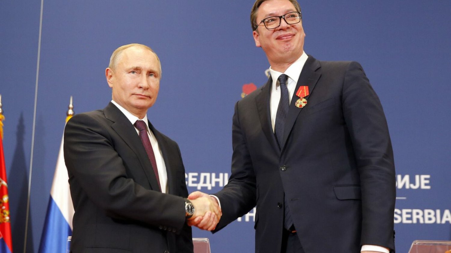 Władimir Putin i prezydent Serbii Aleksandar Vučić.