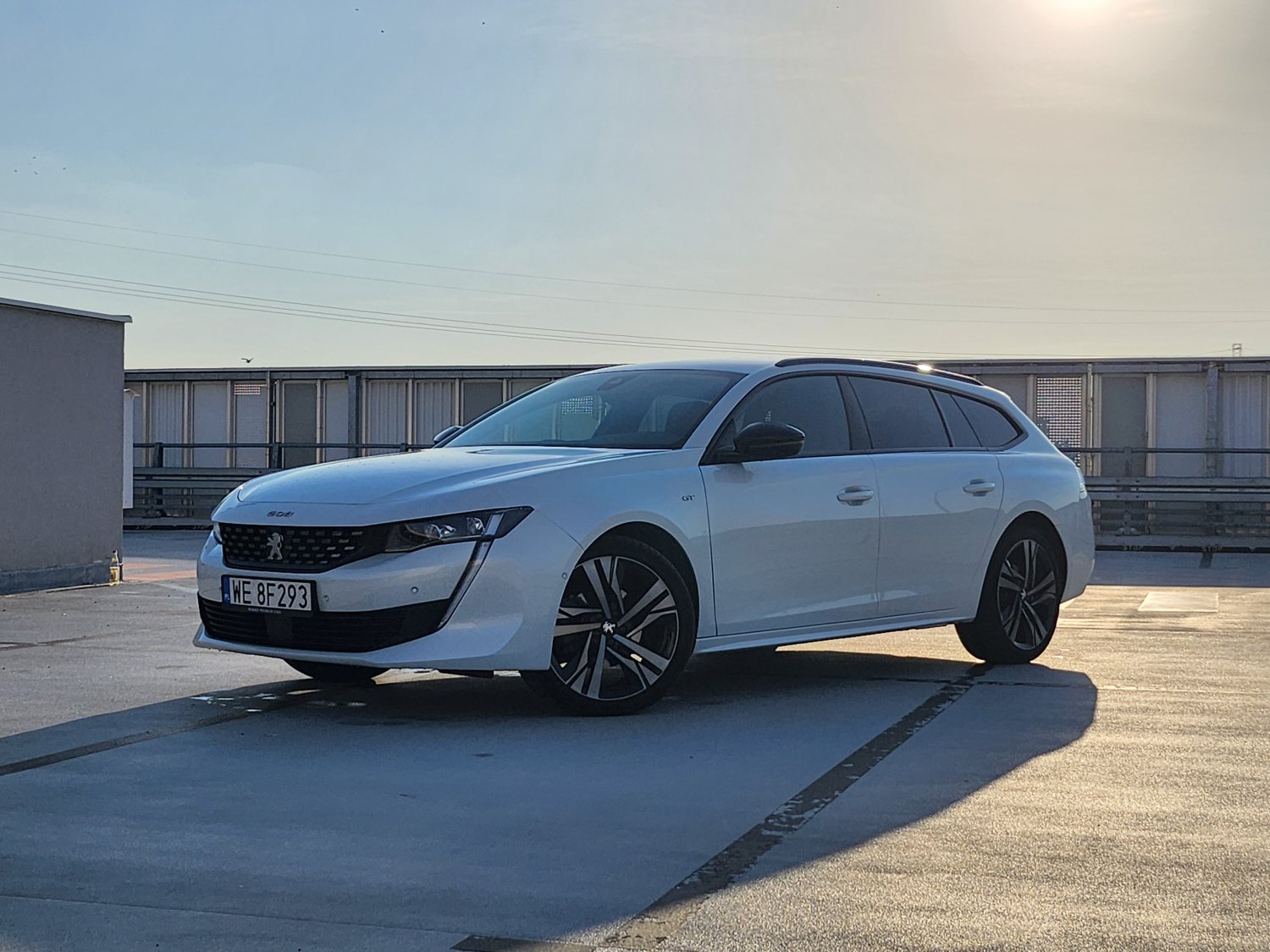 Tak prezentuje się Peugeot 508 SW.