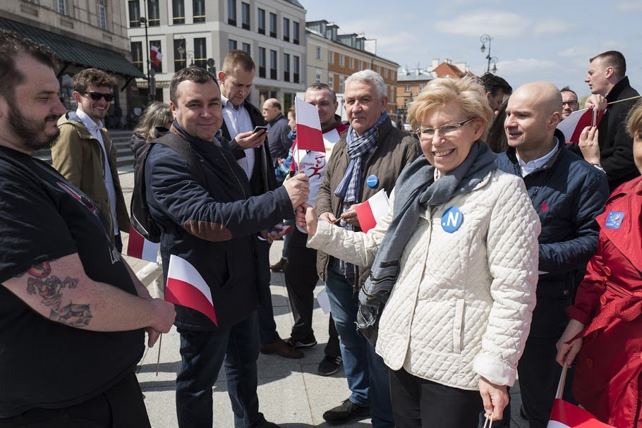Obchody Dnia Flagi w 2017 r. na Placu Zamkowym