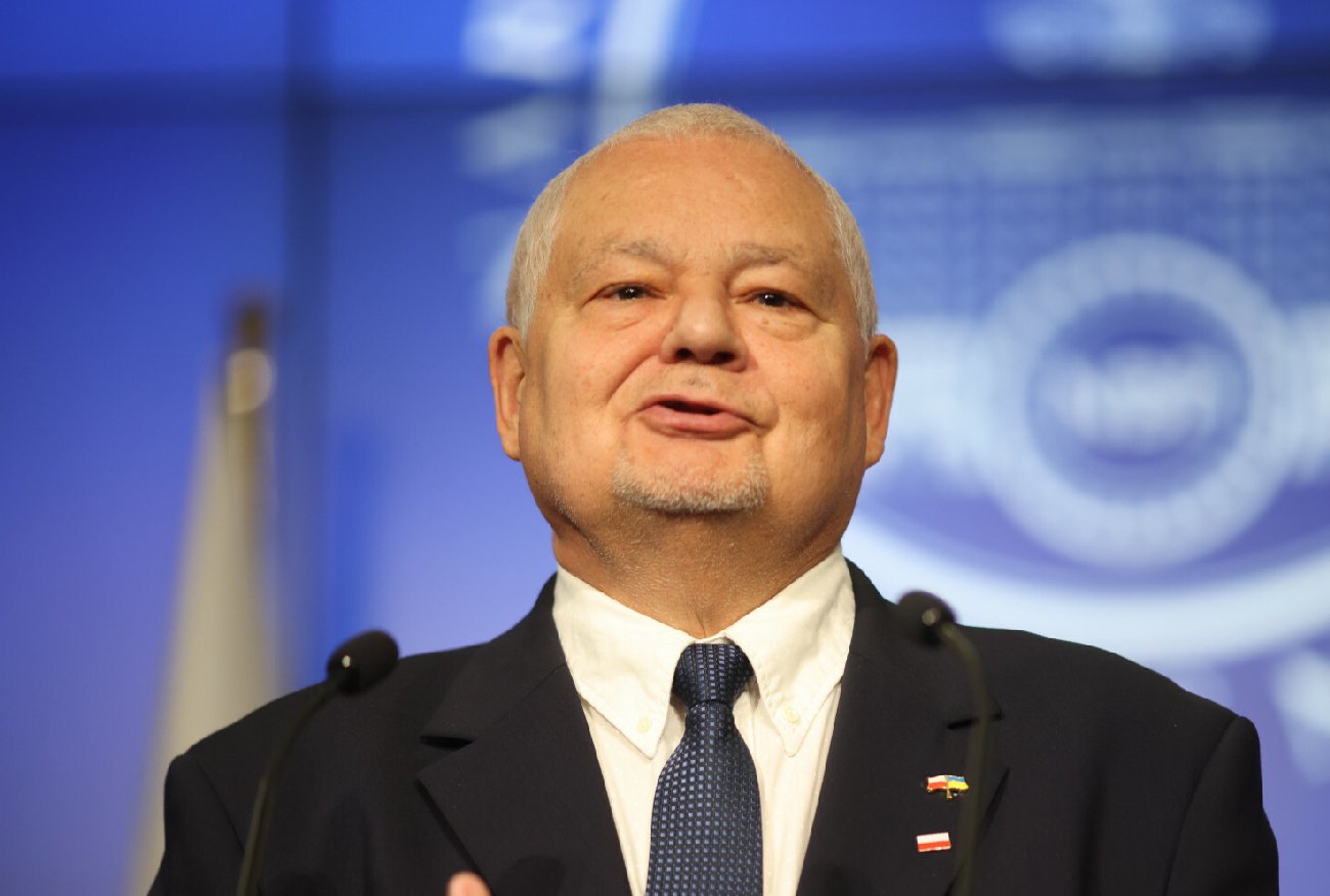 Adam Glapiński zaczepiony w Sopocie. Tak o sprawie pisze Bloomberg