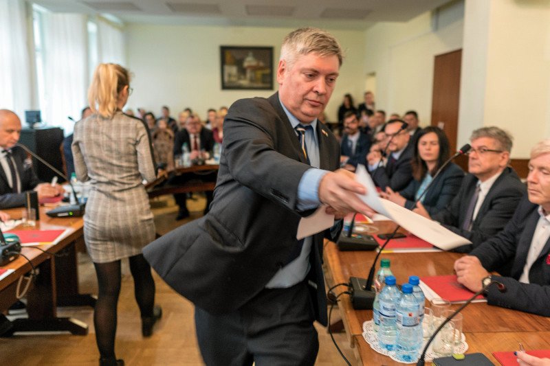 Piotr Pietrasz jest szefem katowickiego PiS.