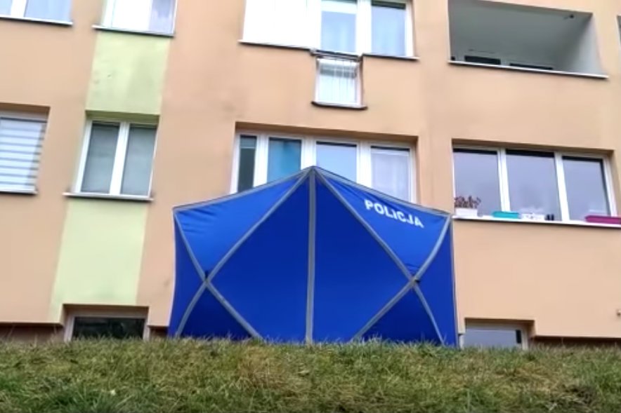 32-letni Sebastian R. zabił w Bolesławcu swoją konkubinę i 3,5-letnie dziecko. Był pod wpływem środków odurzających.