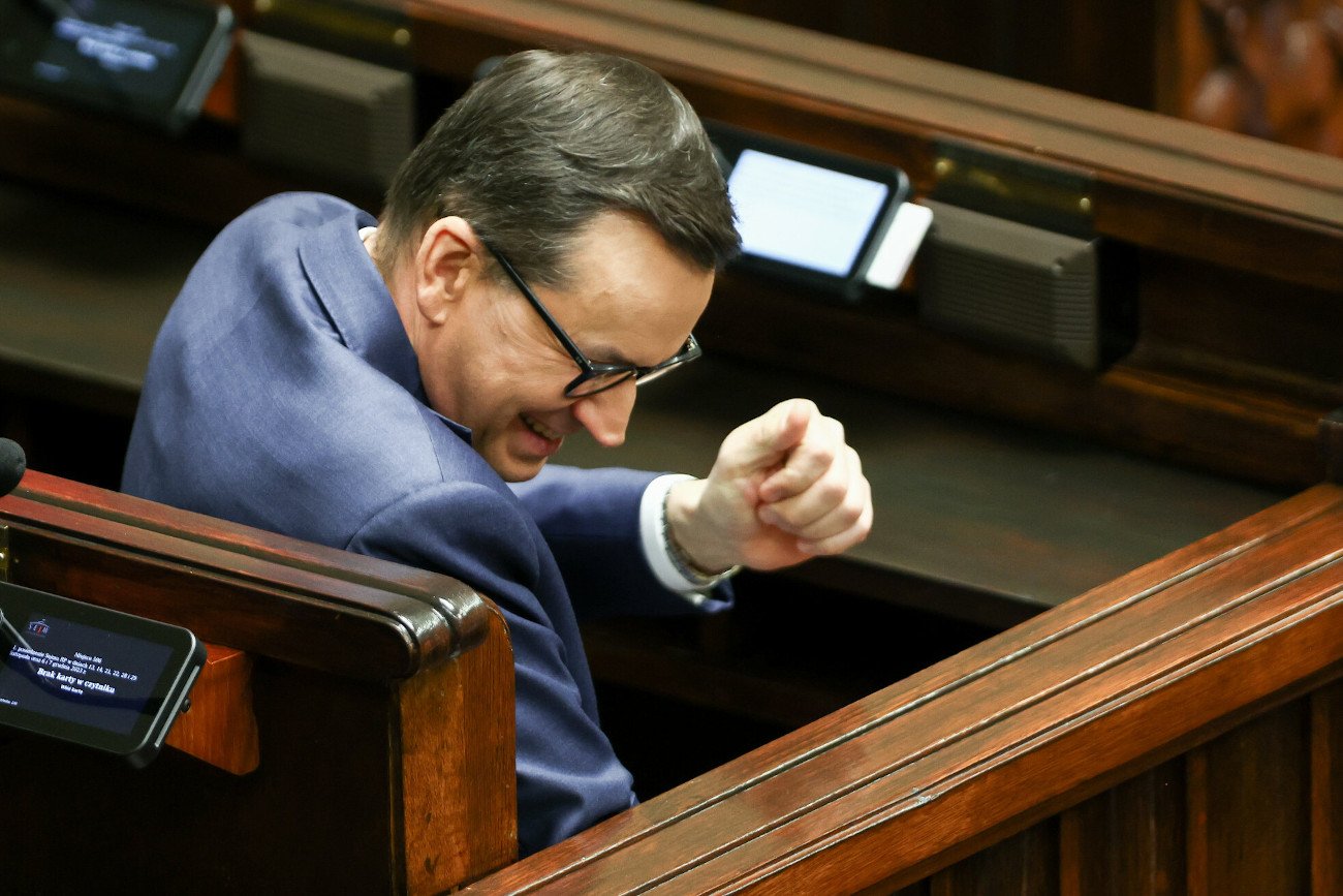 Jak byli politycy PiS patrzą na tworzenie rządu przez Mateusza Morawieckiego i obecny cyrk polityczny w Polsce?