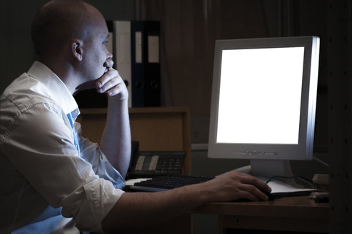 Sylwester przy [url=http://shutr.bz/1cEq3nb]komputerze[/url] to nic złego ani wstydliwego. Robi tak 1/3 Polaków