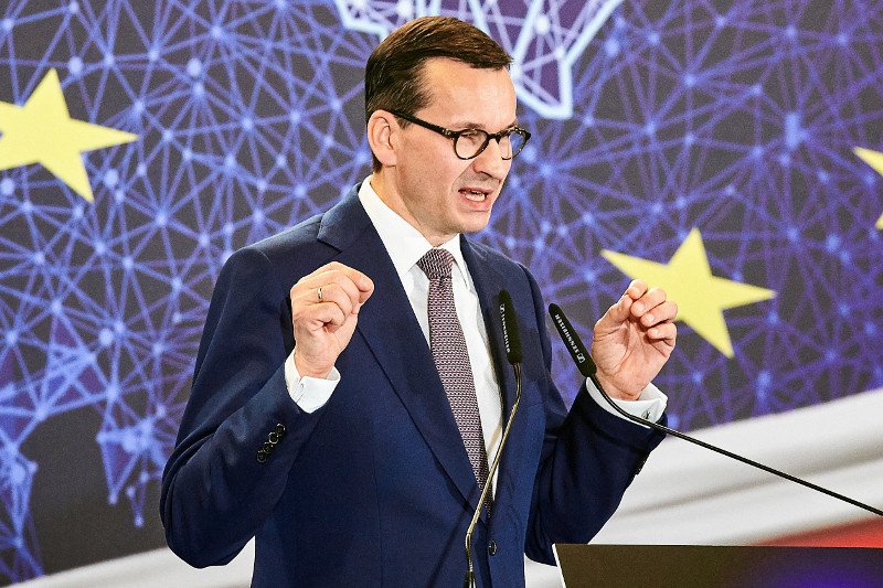 Premier Morawiecki podczaskonwencji PiS w hotelu Andels w Łodzi.