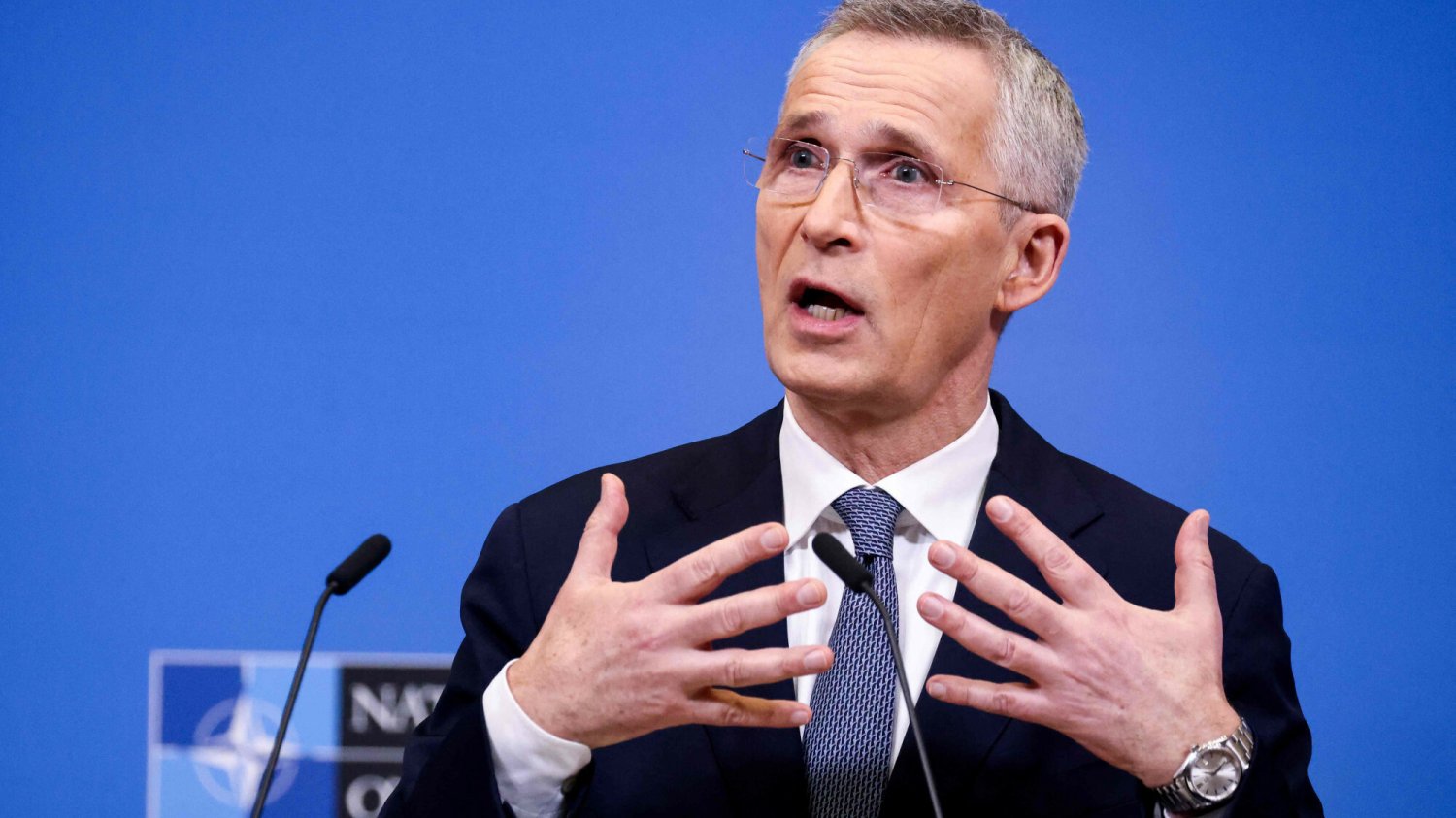 Jens Stoltenberg, sekretarz generalny NATO, podczas ogłaszania terminu dołączenia Finlandii do Sojuszu