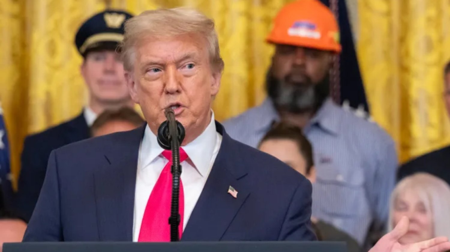 Niemcy mocno o polityce Trumpa. "USA stoją na rozdrożu"