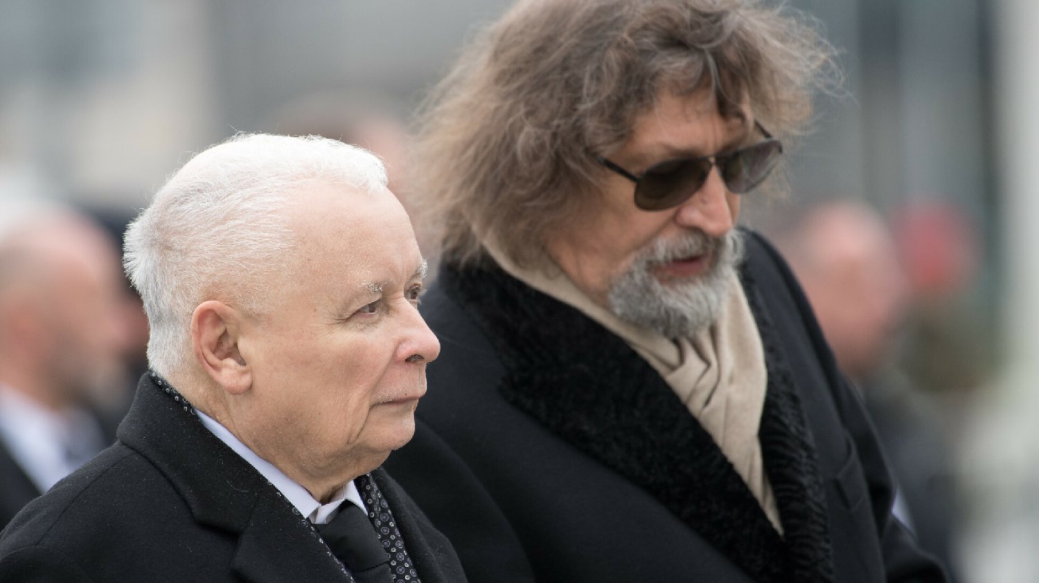 Kuzyn Kaczyńskiego dorobił się w TVP. Tyle płacił mu Jacek Kurski.