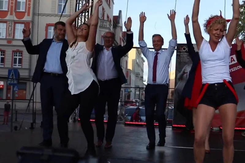 Politycy Lewicy poszli w tany. Zatańczyli na festiwalu w Gnieźnie.