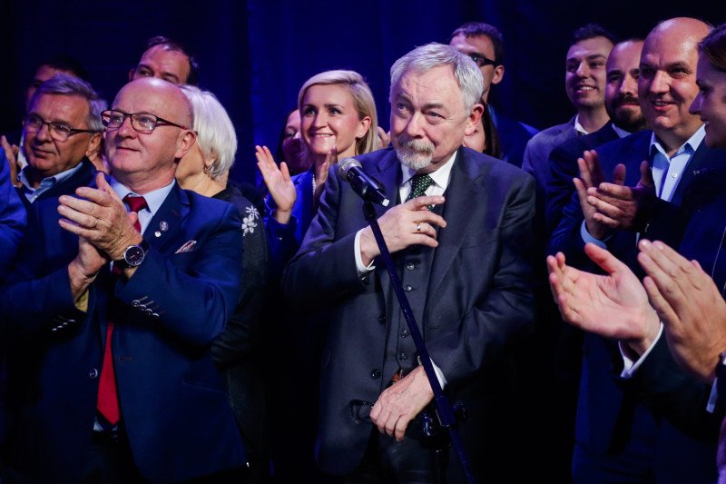 Jacek Majchrowski ponownie wygrał wybory prezydenckie w Krakowie.