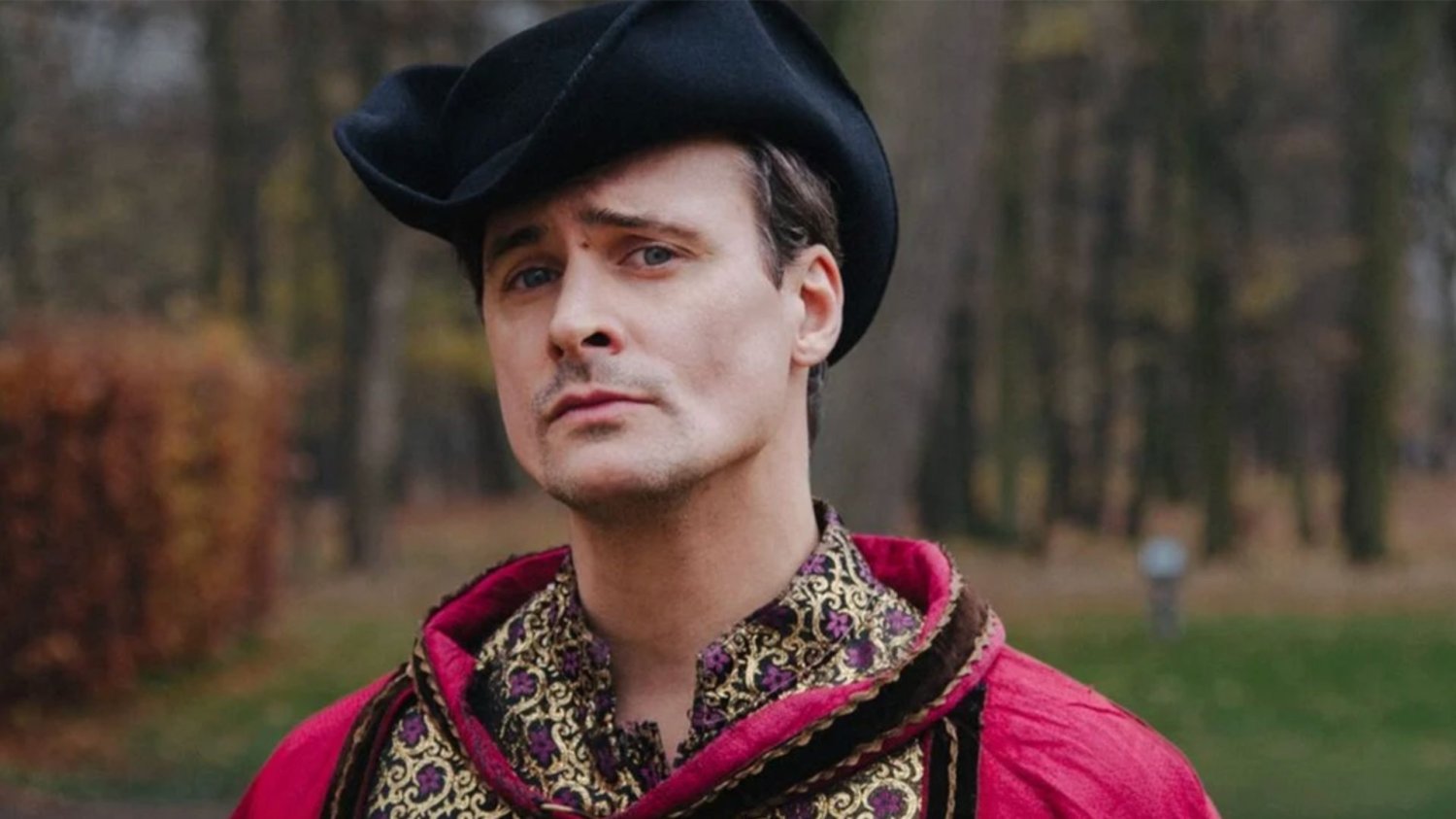 Mateusz Damięcki w kampanii "Księcia z bajki się zachciało?" Mateusz Damięcki w kampanii "Księcia z bajki się zachciało?"