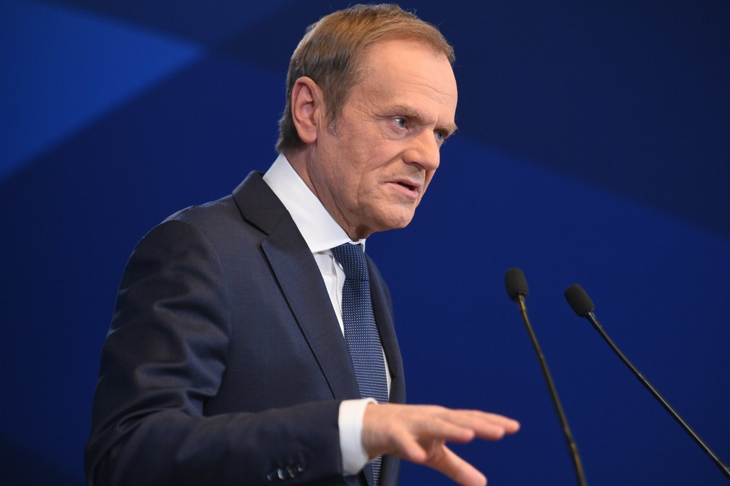 Tusk skomentował możliwą decyzję PKN Orlen ws. Lotosu.