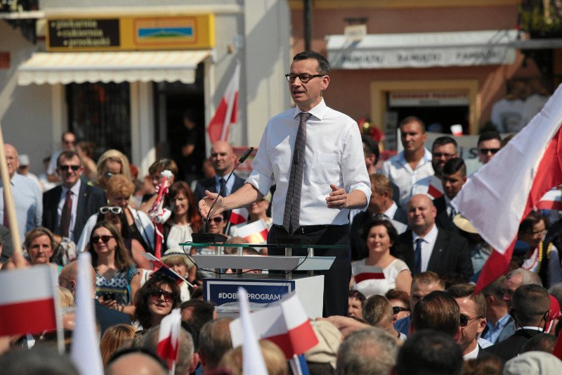 Od Sandomierza premier Mateusz Morawiecki rozpoczął kampanię wyborczą. Ale kandydat PiS przegrał i nie zostanie burmistrzem.