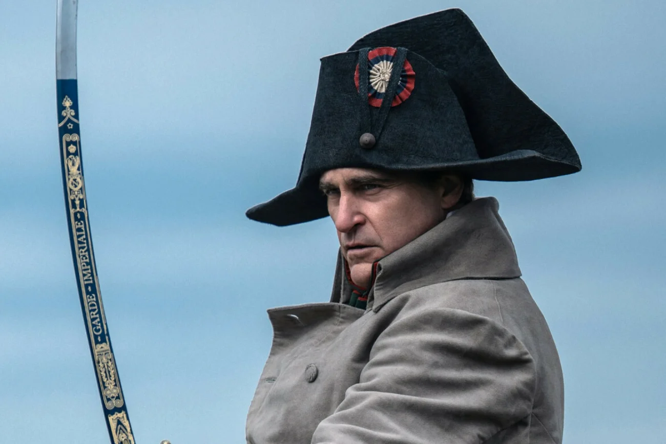 "Napoleon" z Joaquinem Phoeniksem trafi w marcu na Apple TV+. "Napoleon" z Joaquinem Phoeniksem trafi w marcu na Apple TV+.