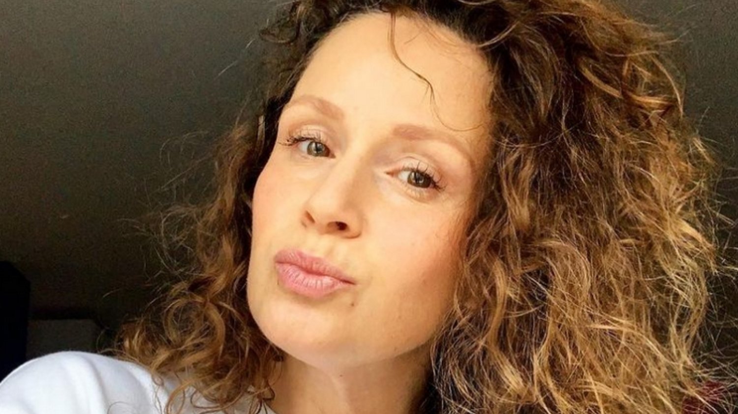 Monika Mrozowska odpowiedziała hejterowi.