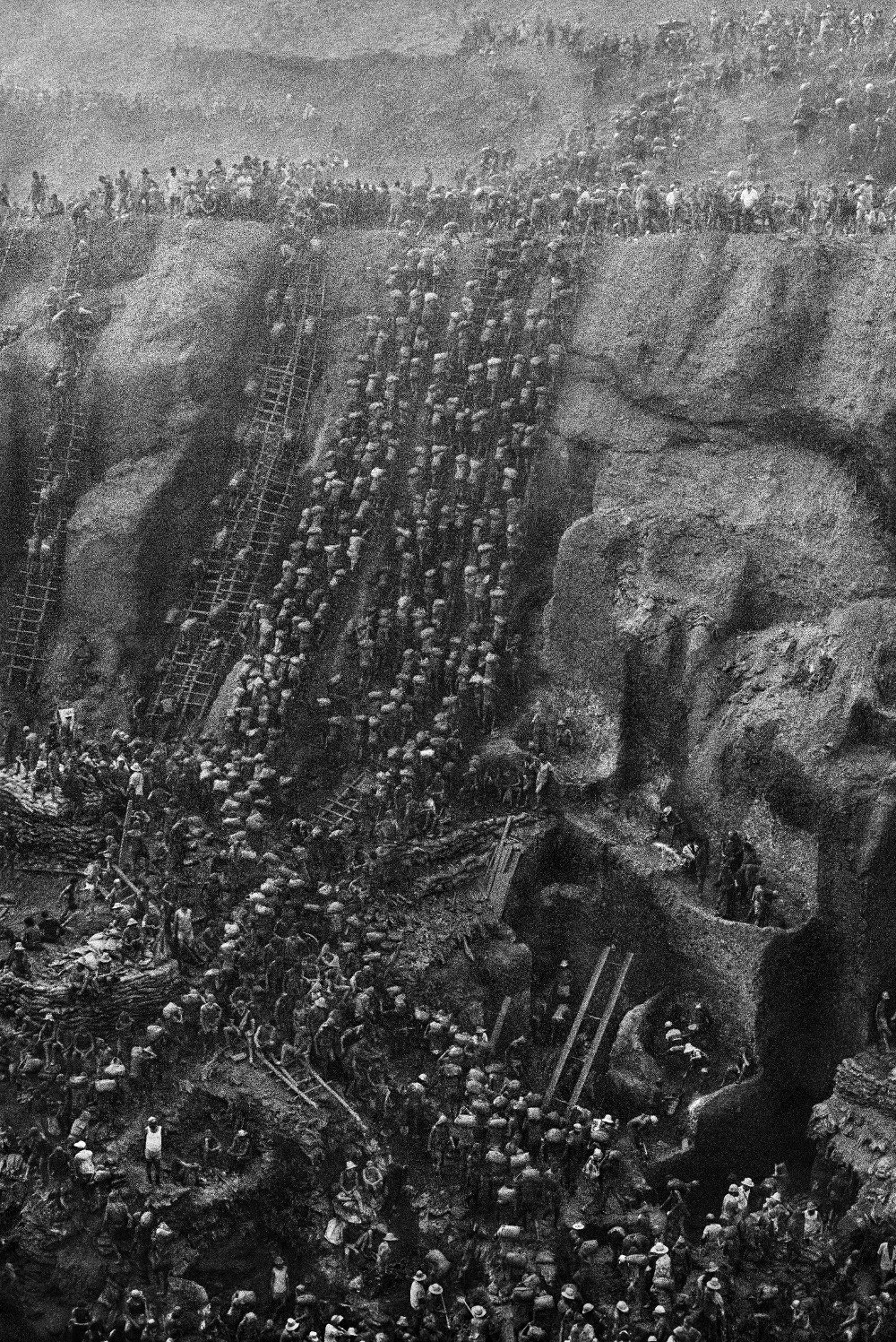 „Sól Ziemi” to opowieść o legendarnym fotografie Sebastião Salgado