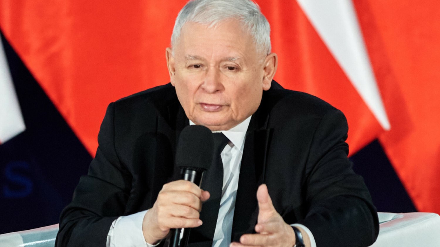 Jak długo będziemy spłacać długi po PiS? "Wchodzimy na ścieżkę gierkowską"