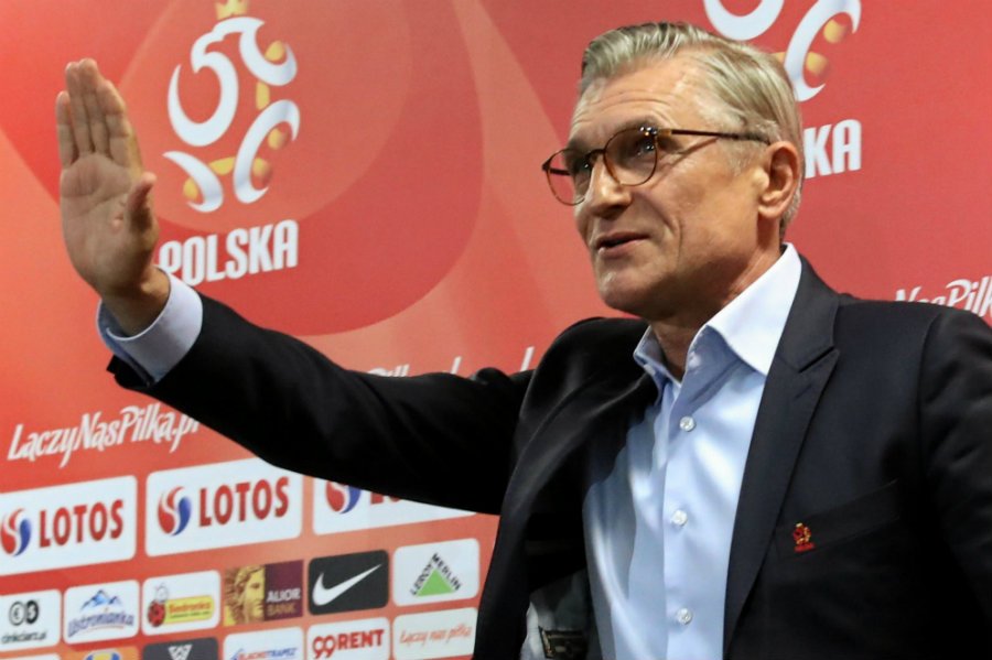 Adam Nawałka będzie selekcjonerem kadry tylko do końca lipca.